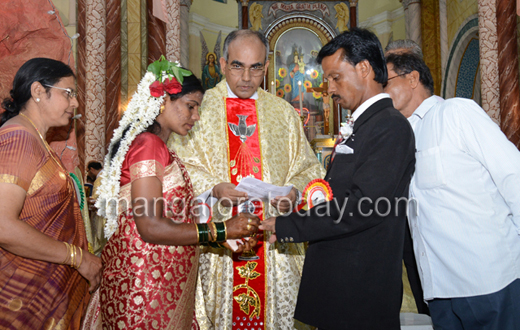 40th Mass Marriage at Rosario